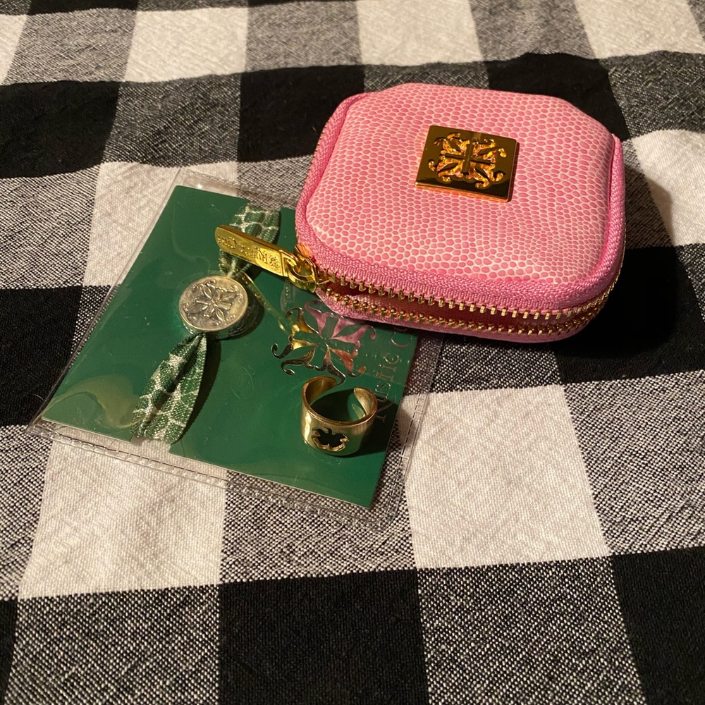 St Patrick’s ring and bracelets